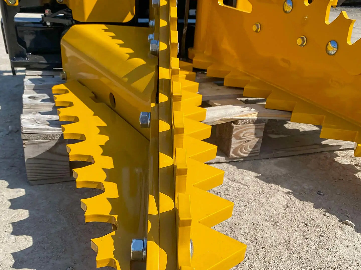 Dominator Tree Puller with 31" Cab Guard